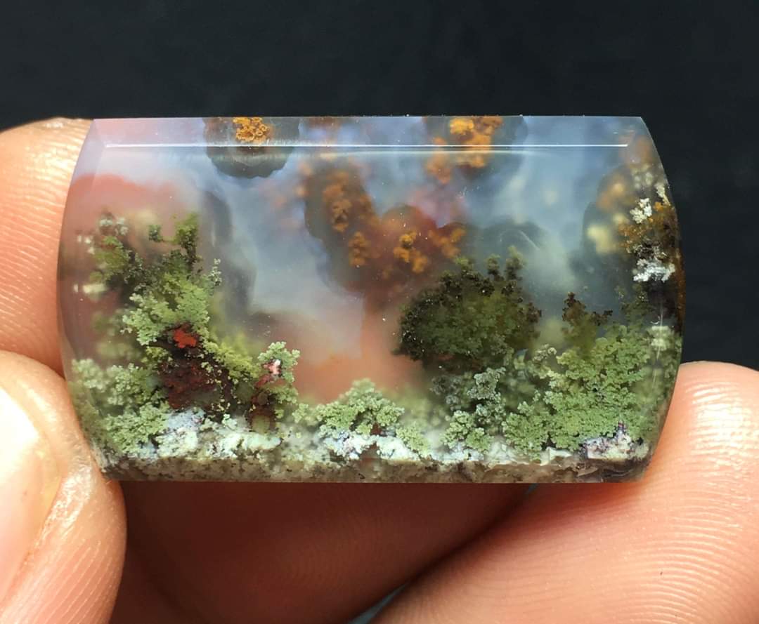 Unveiling the Popularity of Scenic Moss Agate in Indonesia