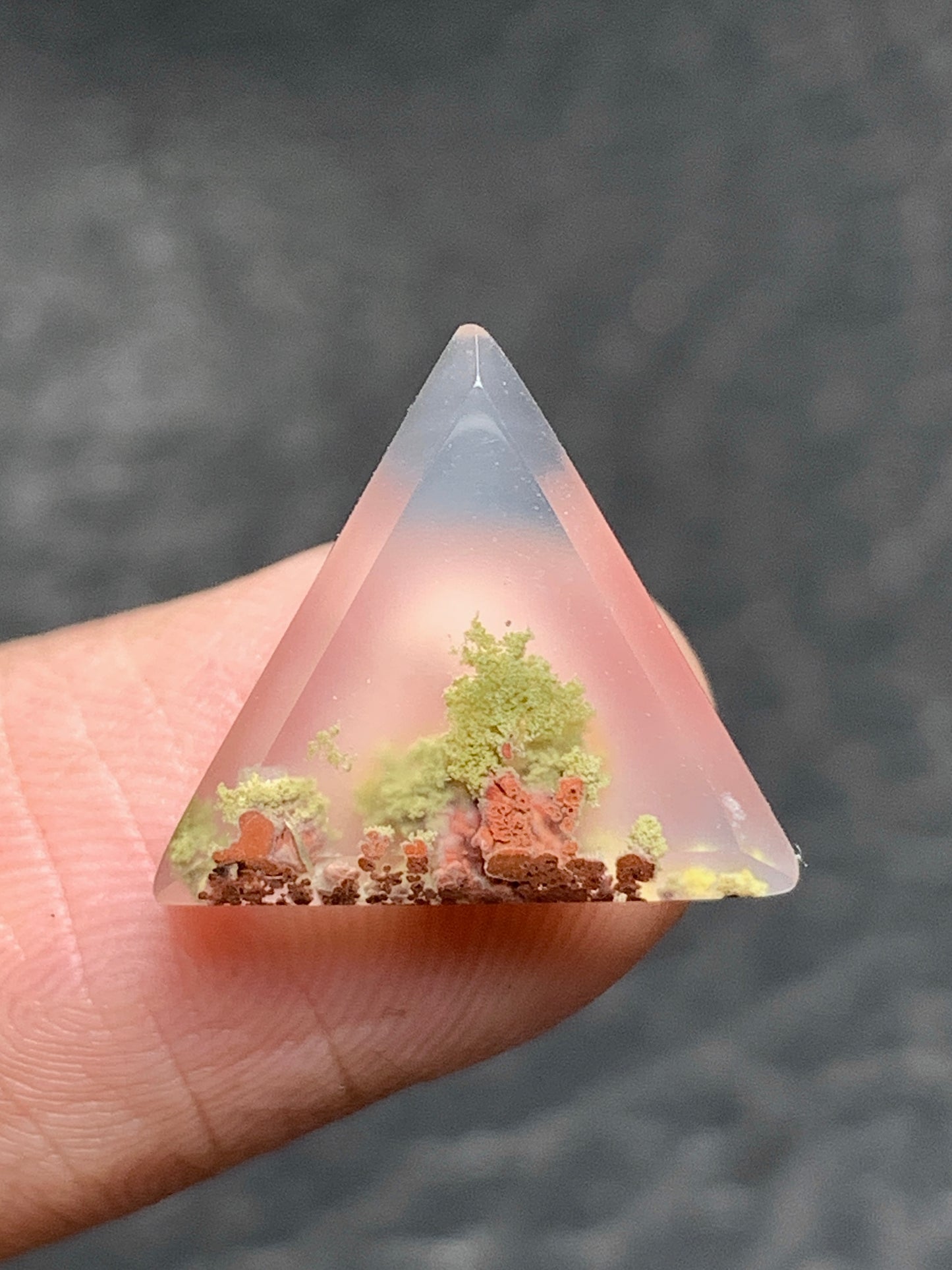 Scenic Moss Agate Triangle Cabochon 14.8x13x4mm