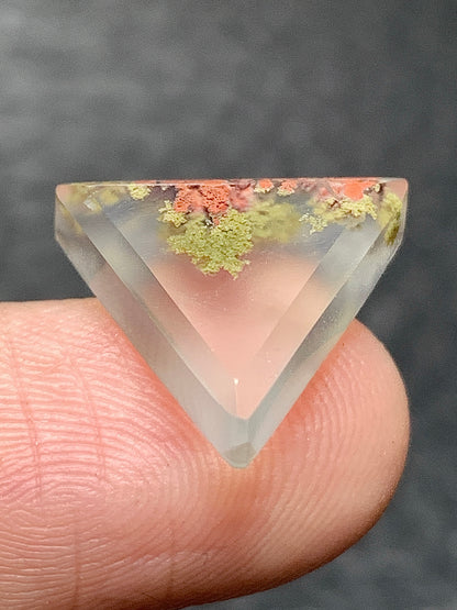 Scenic Moss Agate Triangle Cabochon 14.8x13x4mm