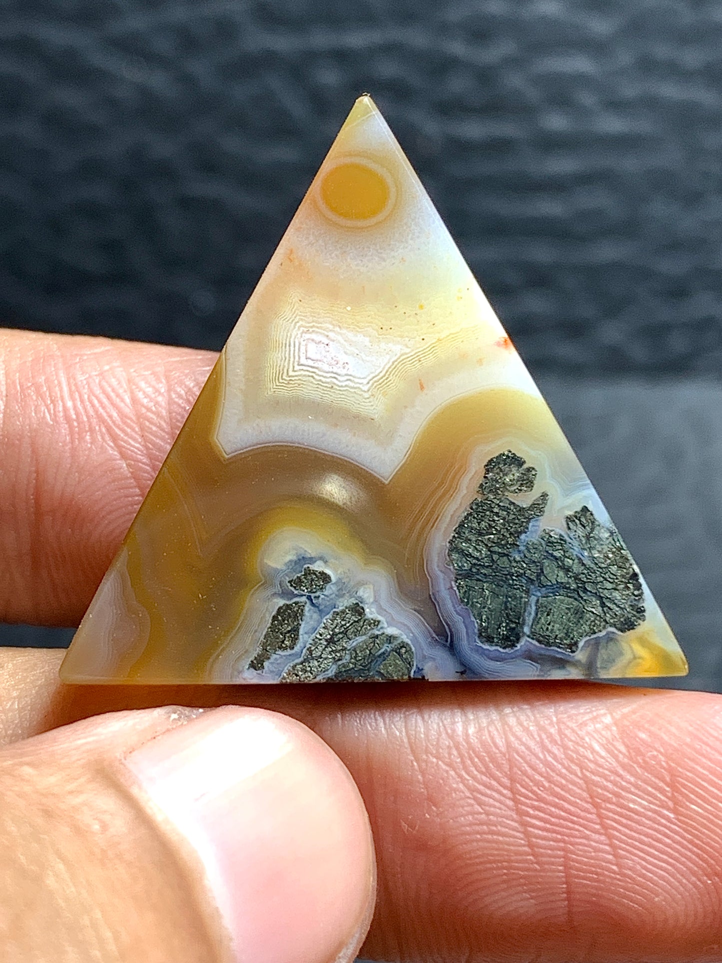 Marcasite Agate Triangle Cabochon 30x28x5mm