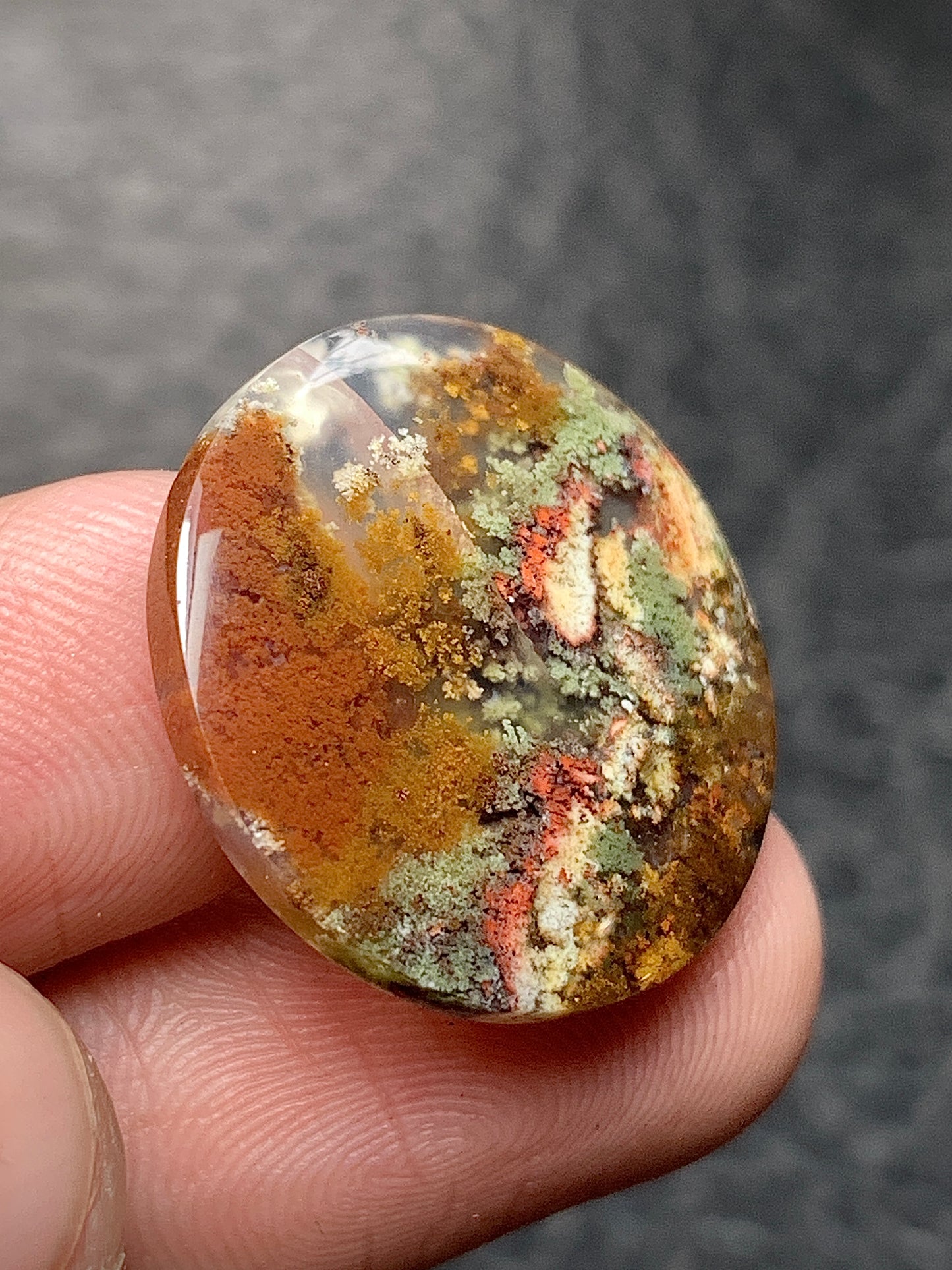 Scenic Moss Agate Round Cabochon 21x21x3.5mm